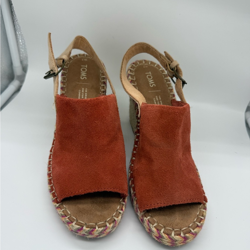 TOMS Monica Spanish Villa Suede Metallic Leather Wedge Sandal Size 7